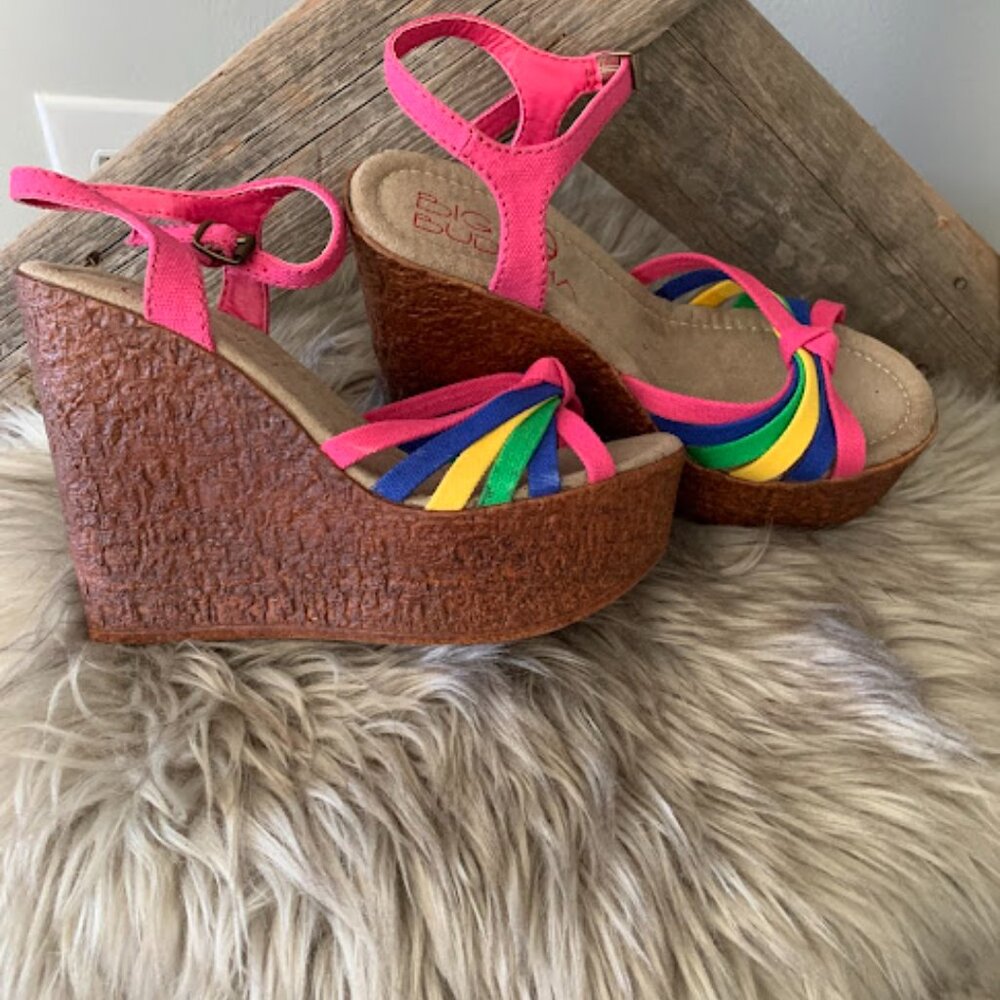 BIG BUDDHA Faux cork wedge sandal w/colorful canvas straps-size 8